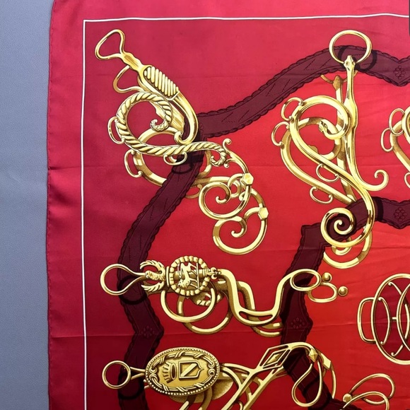 Hermès Red and Gold Silk Scarf - Picture 3 of 14